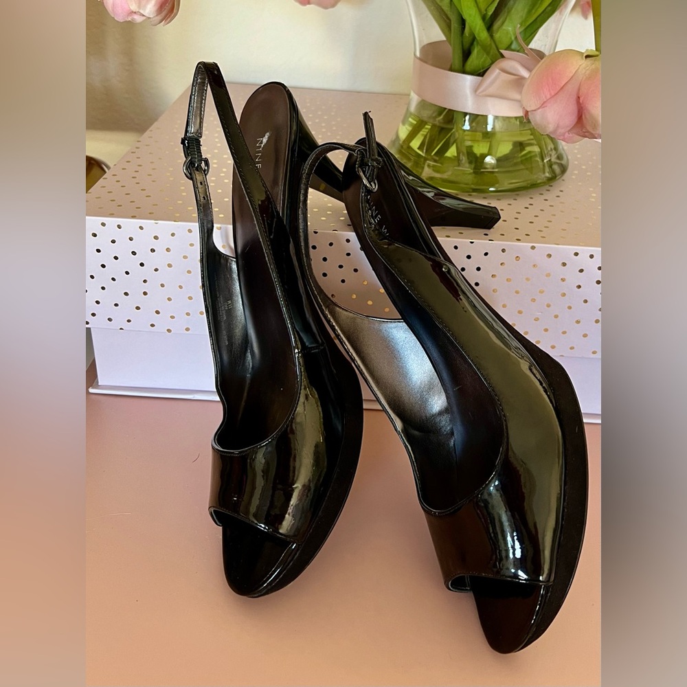 Size 11 M Nine West Black Patent Platformed Slings
